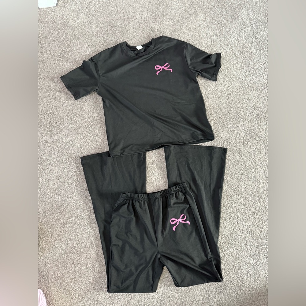 SHEIN Black Set with Pink Bow